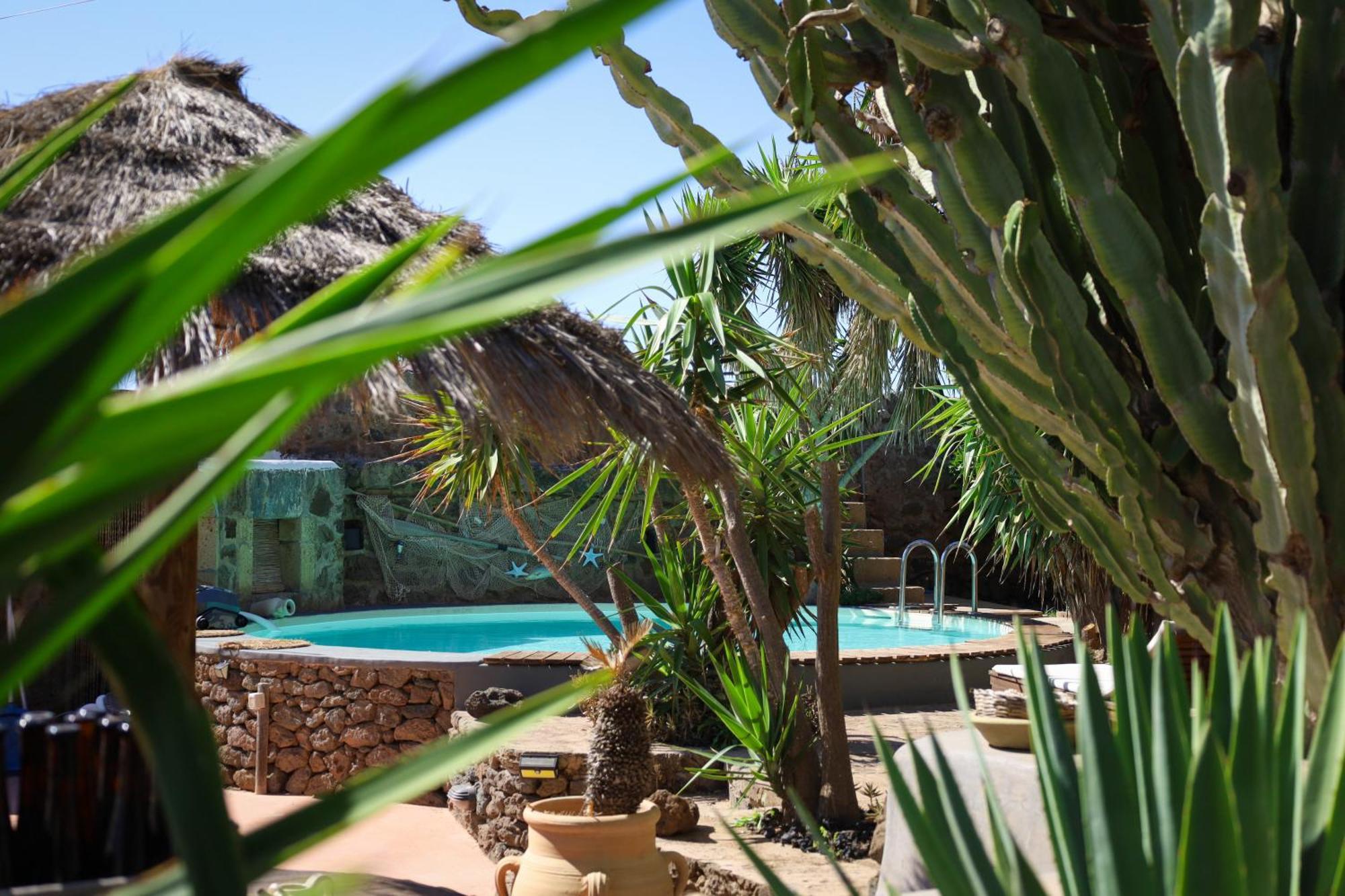 بانتيليريا Cactus B&B Le Casette Di Marilena المظهر الخارجي الصورة
